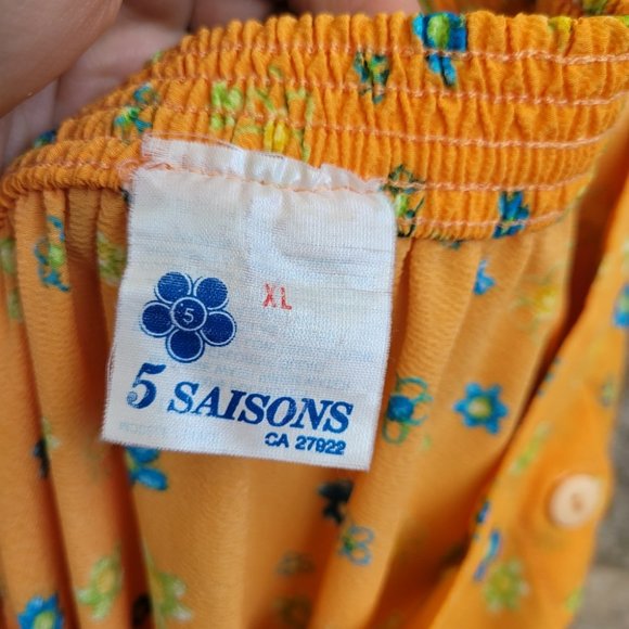 All Over Ditsy Floral Print Skirt Button Down - Picture 6 of 7